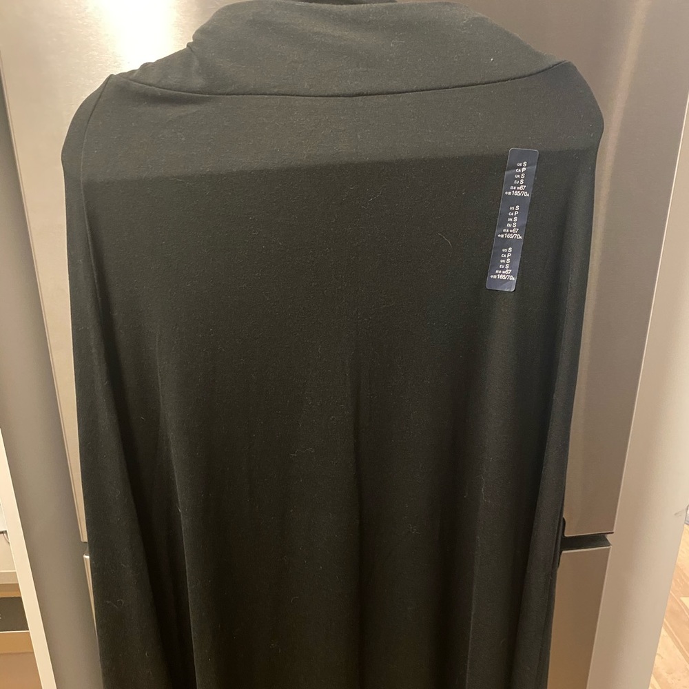Gap long black skirt